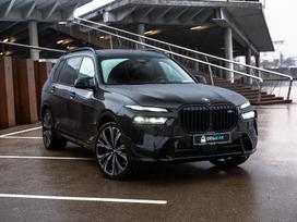 BMW X7, 4.4 l., off-road / crossover