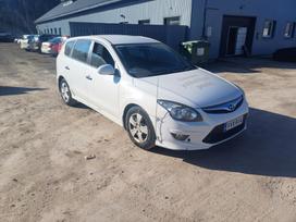 Hyundai i30 rezerves daļās. Daugiau informacijos www autoplius lt svalke2