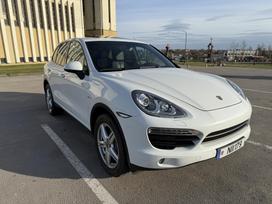 Porsche Cayenne, 3.0 l., off-road / crossover