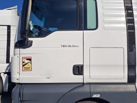 MAN TGX 18.500 XXL Retarder UNIVERSALAS, double sleeper