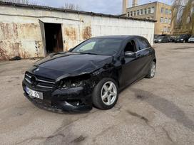 Mercedes-Benz A200 Ardomas a200 651 variklis juodos lubos sport sedynes ir t t
