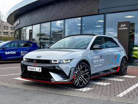 Hyundai IONIQ 5, 84 kWh, off-road / crossover