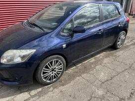 Toyota Auris по частям. 8620 34257 dalis siunčiu i visus lietuvos miestus liet
