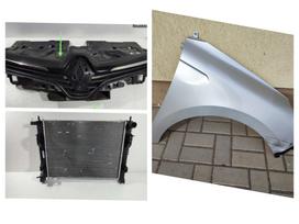 Renault Clio, 260608367R 622562901R  260600373R, Vandens radiatorius 50 defektas grotelės apdailos 90 defekt