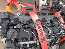 Hyundai Tucson for parts. Kapotas juodas sparnas t mėlynas pilkas variklio