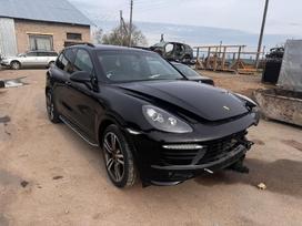 Porsche Cayenne Gts spalvos kodas 041 variklio kodas crca taip pat yra daugiau