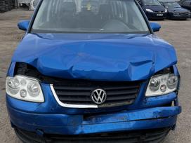 Volkswagen Touran dalimis. Ką tik gautas automobilis variklis užsiveda važiuoja
