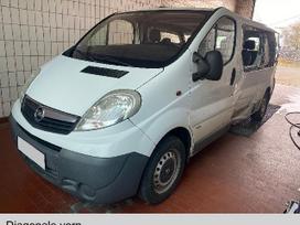 Renault Trafic 9 vietu