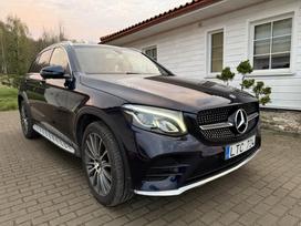 Mercedes-Benz GLC300, 2.0 l., off-road / crossover