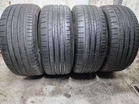 Pirelli, vasarinės 235/35 R20