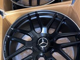Mercedes-benz Amg, lengvojo lydinio, R22