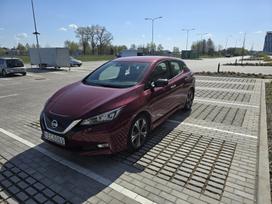 Nissan Leaf, 40 kWh, hatchback