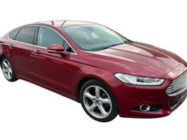 Ford Mondeo, T7CE Ruby Red (Metallic)