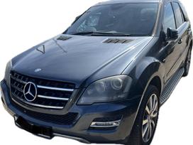 Mercedes-Benz ML350 R20 ratai juodos lubos salonas su siūle kablys kirstas vaira