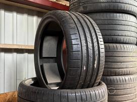 Pirelli P ZERO PZ4, summer 255/35 R21