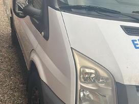 Ford Transit по частям. Rida 212000km variklis dalimis