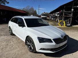 Skoda Superb, #4038, dalimis. Skoda superb