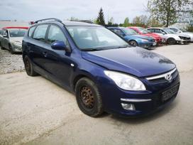 Hyundai i30 rezerves daļās. Automobilis ardomas dalimis запасные части авто