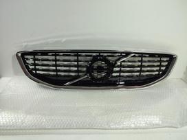 Volvo V40, 31299365 31385913 31416490  31425331, усилители бамперов (буферов), радиаторная решётка