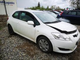 Toyota Auris по частям. Automobilis ardomas dalimis запасные части автомобил