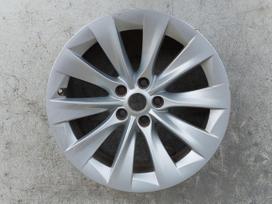 Tesla Model S, 105933700A, Cen15561