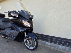 Suzuki Burgman 650cc, scooters / mopeds
