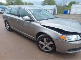 Volvo V70 D5244t4 spalva 484