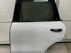 Porsche Cayenne durys