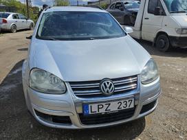 Volkswagen Golf, BLS, Automobilis parduodamas dalimis galime pasiūlyti įvairių metų