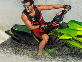 Yamaha GP 1800R SVHO 1.8 R4 184kW, водные мотоциклы