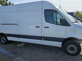 Mercedes-Benz Sprinter, preču