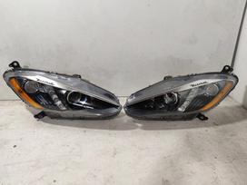 Maserati GranTurismo lights