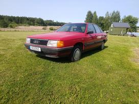 Audi 100, 1.8 l., Седан