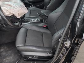 BMW 1 serija Salonas 100 eu