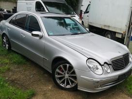 Mercedes-Benz E300 Perkame automobilius ir jų dalis išrašome pažymas paramai gauti