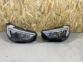 Opel Crossland X lights