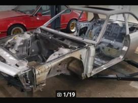 BMW 635 Bmw e24 kebulas visiskai be rudziu ir atskiros dalys