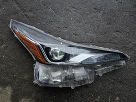 Toyota Prius rezerves daļās. Darbo laikas 8 00 20 00 be poilsio dienų galim