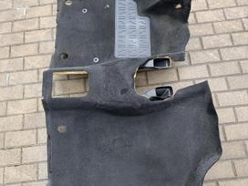 Citroen Berlingo Priekine kilimo dalis