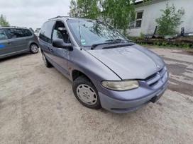 Chrysler Voyager rezerves daļās. Automobilis ardomas dalimis запасные части авто
