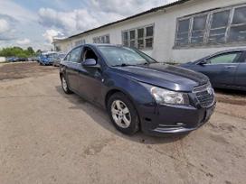Chevrolet Cruze dalimis. Automobilis ardomas dalimis запасные части автомобиля
