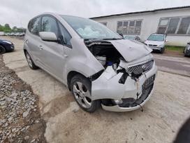 Kia Venga rezerves daļās. Automobilis ardomas dalimis запасные части авто