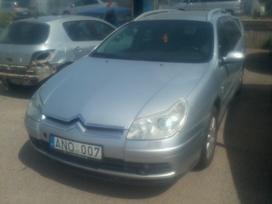 Citroen C5 for parts. Turime ivairiu prancuzisku automobiliu modeliu ivairiu