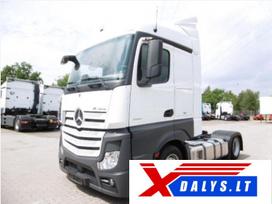 Mega Actros, trucks