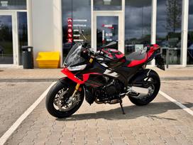 Aprilia Tuono 1099cc, ielas motocikls