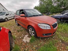 Skoda Fabia по частям. Automobilis ardomas dalimis запасные части автомобил