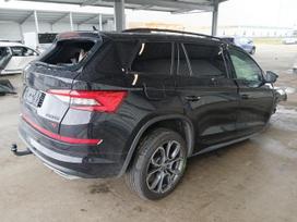 Skoda Kodiaq Panorama kablys 4x4 odinis salonas