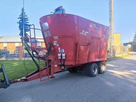 Trioliet Sm2-24, feed mixer / dispenser