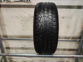 Pirelli SottozeroWinter 240 apie 8mm, žieminės 215/45 R18