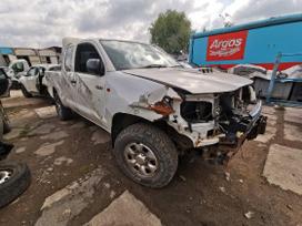Toyota Hilux rezerves daļās. Automobilis ardomas dalimis запасные части авто